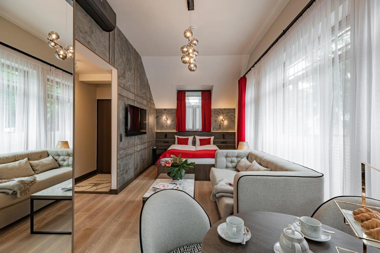 Superior Apartment