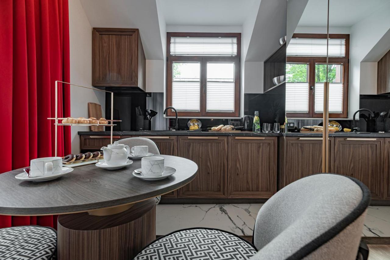 Superior Apartment